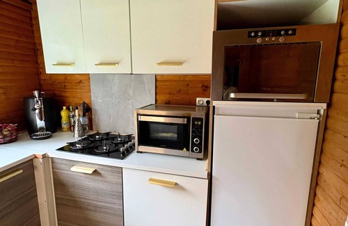 Authuille Ski Chalet | Homerez - Cozy Chalet with River View - 62 m²