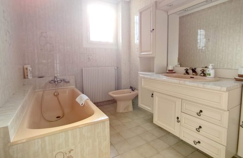 Ales House | Homerez - Family House in the Heart of Alès with Garden and Barbecue