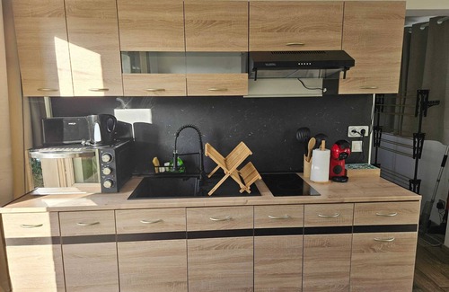 Saint-Andre-les-Vergers House | Homerez - House in Saint-André-les-Vergers