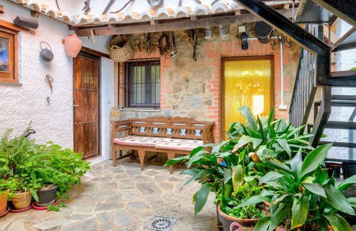 Puebla de Don Rodrigo House | Homerez - House for 8 ppl. with jacuzzi and spa at Puebla de Don Rodrigo