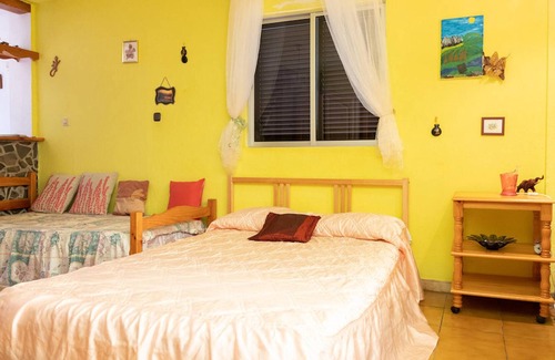 Vallehermoso House | Homerez - House 3 km away from the beach for 3 ppl. with garden at Vallehermoso