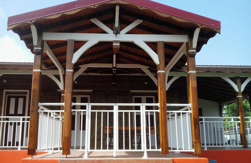 Massioux House | Homerez - House in Anse-Bertrand