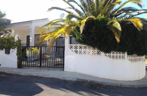 Peniscola House | Homerez - House near beach in Peñíscola for 4