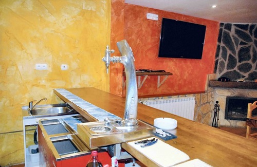 Humanes Villa | Homerez - Luxury Villa in Cerezo de Mohernando with Pool