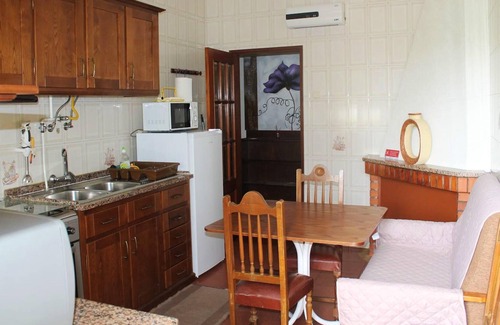 Macedo de Cavaleiros House | Homerez - Nice house for 4 ppl. with garden at Macedo de Cavaleiros