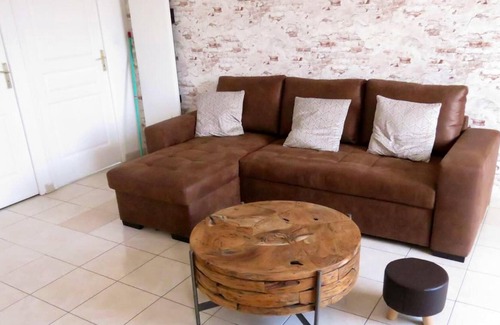 Plerguer House | Homerez - Nice house for 6 ppl. with swimming-pool and garden at Roz-Landrieux