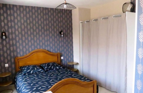 Plerguer House | Homerez - Nice house for 6 ppl. with swimming-pool and garden at Roz-Landrieux