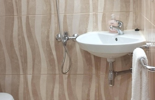 Cova House | Homerez - Nice house for 4 ppl. with terrace and balcony at Cova