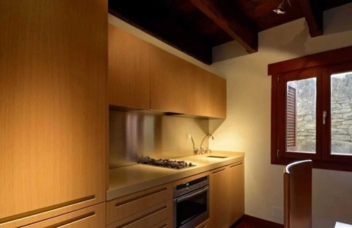 Boltana House | Homerez - Romantic retreat with jacuzzi in Boltaña