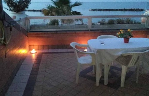 Francavilla al Mare Apartment | Homerez - Sea View Apt Francavilla