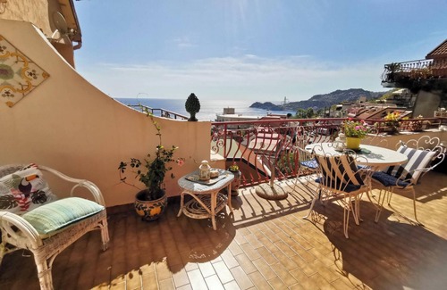 Letojanni Apartment | Homerez - Seaview house in Letojanni