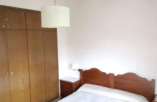 Caldes de Malavella Villa | Homerez - Spacious villa for 8 ppl. with swimming-pool at Can Carbonell