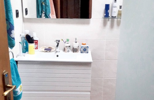 Porto de Mos House | Homerez - Spacious house for 6 ppl. with garden and terrace at Porto de Mós