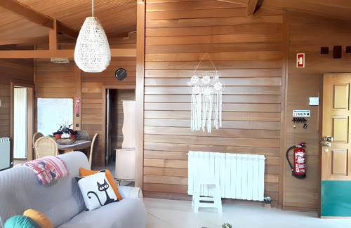 Porto de Mos House | Homerez - Spacious house for 6 ppl. with garden and terrace at Porto de Mós