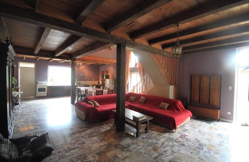 Queyssac House | Homerez - Spacious house in Queyssac with garden
