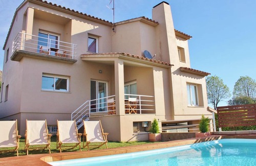 Torroella de Montgri Villa | Homerez - Villa in Torroella de Montgrí