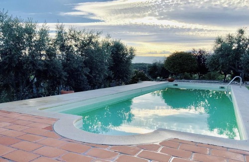 Pedrogao Villa | Homerez - Villa in Casais de São Bras