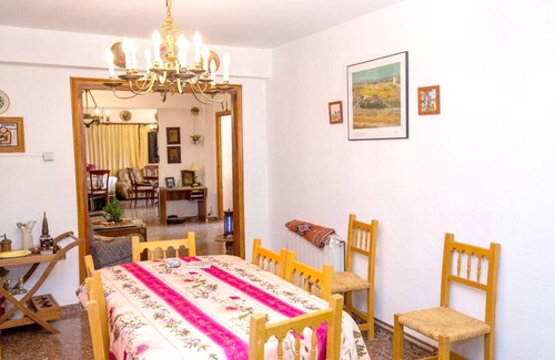 Chulilla Villa | Homerez - Villa for 12 ppl. with swimming-pool, garden and terrace at Chulilla
