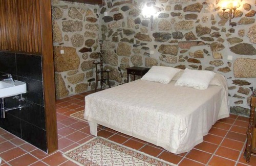Molares Villa | Homerez - Villa for 13 ppl. with swimming-pool, garden and balcony at Molares