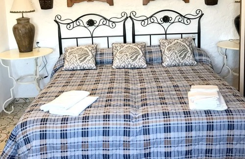 Baza Villa | Homerez - Villa for 14 ppl. with swimming-pool, garden and terrace at Baza