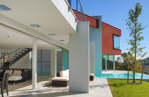Saint-Desirat Villa | Homerez - Villa for 8 ppl. with swimming-pool and jacuzzi at Saint Désirat