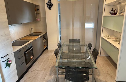 Ancona Apartment | Homes in Ancona Apartment-B