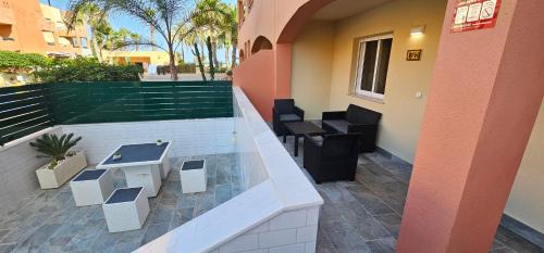 Vera Beach Apartment | Homes of Spain, Apartamentos Paraiso de Vera Playa, Ed Tahiti bajo H, a pie de la playa, vistas piscina