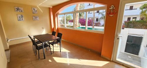 Vera Beach Apartment | Homes of Spain, Apartamentos Paraiso de Vera Playa, Ed Tahiti bajo H, a pie de la playa, vistas piscina