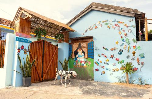 Dong Hoa House | Homestay Ông Bà Tám Làng Lò