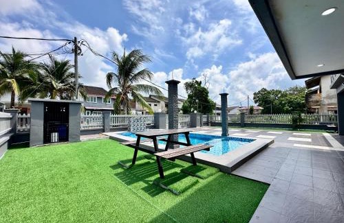 Taman Pantai Dickson Villa | Homestay Amaya, Port Dickson