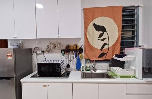 Taman Daya Apartment | Homestay ARC Cozyhome Austin Hills 4-5pax