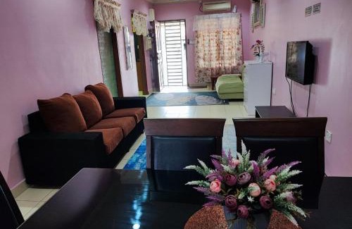 Hulu Kinta House | Homestay D'Lily