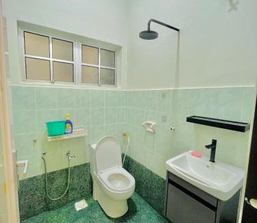 Seri Manjung House | Homestay Deedora 87