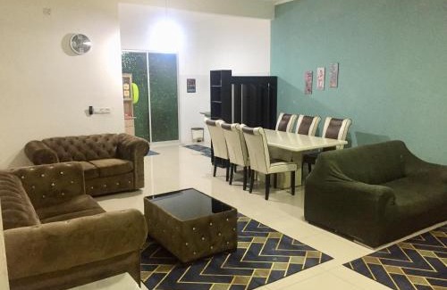 Kluang House | Homestay DTepian Bayu Bandar Seri Impian Kluang