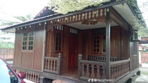 Parit Raja House | Homestay Faizal tapak