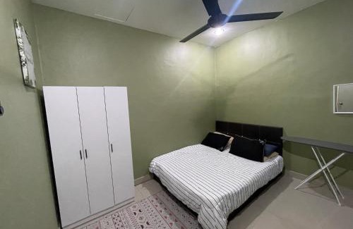 Pekan House | Homestay Farish Pantai Lagenda