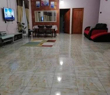 Sungai Baru Tengah House | Homestay Islam Nurqaseh Masjid Tanah Melaka