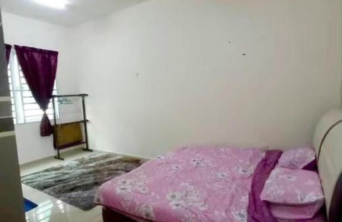 Kluang House | Homestay Kluang Maryam Medina