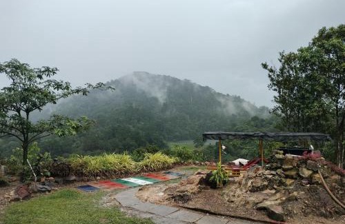 Pekan Nanas House | Homestay LubokSawah