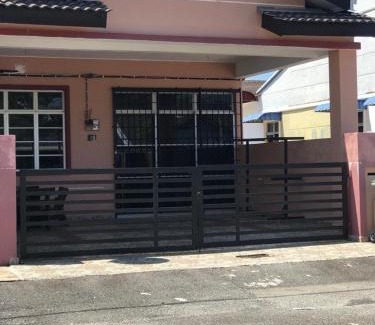 Kuantan House | Homestay Mama Tanjung Lumpur, Kuantan