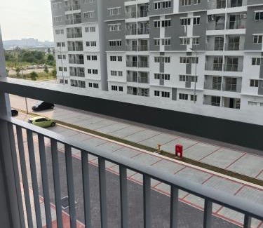 Ijok Apartment | Homestay Melody Puncak Alam