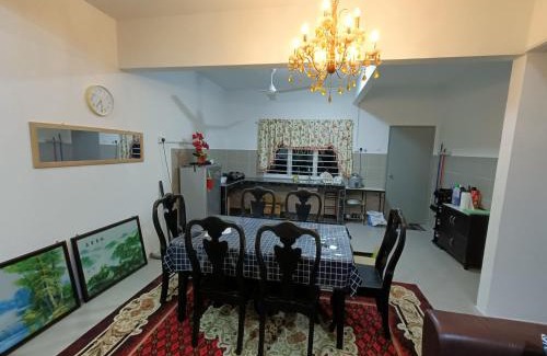 Jasin House | Homestay Moslim Kesang Sungai Rambai