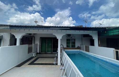 Malacca City House | HOMESTAY PANDAN 10