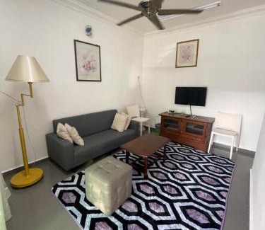 Malacca City House | HOMESTAY PANDAN 10
