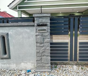 Lumut House | Homestay Segari