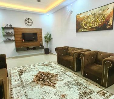 Lumut House | Homestay Segari