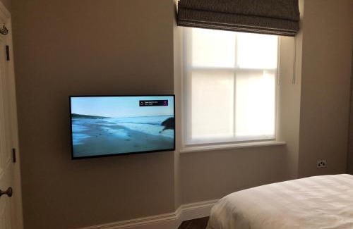Fulham House | Homestay SW6 Near Central London! A Plus Double Bed and Private Bath