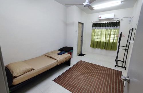 Temerloh House | Homestay Temerloh 4 Aircond 4 Bedroom 3 Heater Water Filter Near Bandar Temerloh
