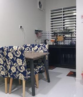 Kuala Terengganu Apartment | Homestay umiNa