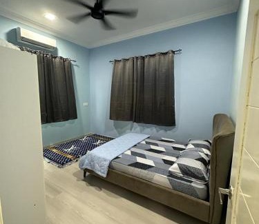Kangar Villa | Homestay Villa Amyrul